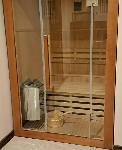 Figaro Проживание в семье *