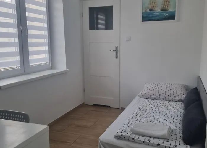 Проживание в семье Figaro *